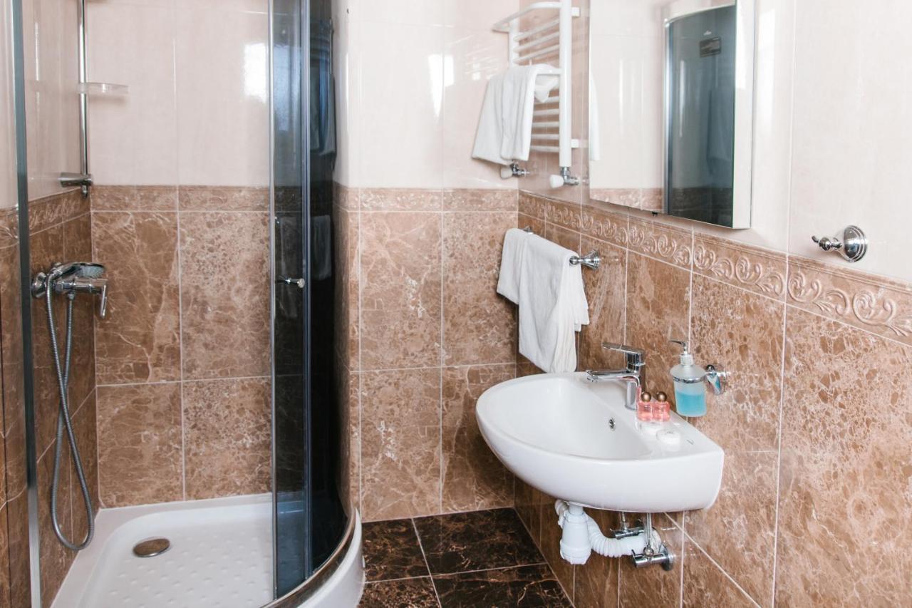 Hotel Dikanka Kulikuv Εξωτερικό φωτογραφία